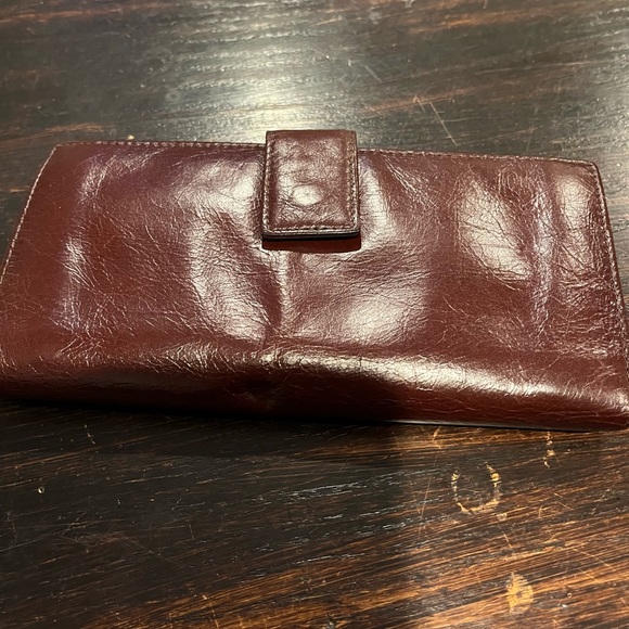 Woman's leather wallet - Picture 1 of 9
